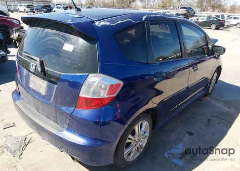 2011 Honda Fit Sport z USA, uszkodzony, nr VIN JHMGE8H57BC019014